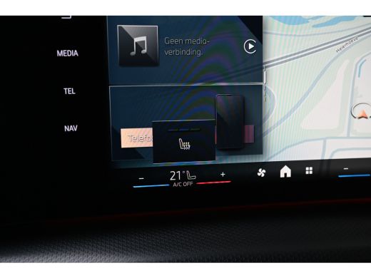 BMW X1 xDrive25e M Sport Automaat / Trekhaak / Sportstoelen / Achteruitrijcamera / M Adaptief onderstel ... ActivLease financial lease