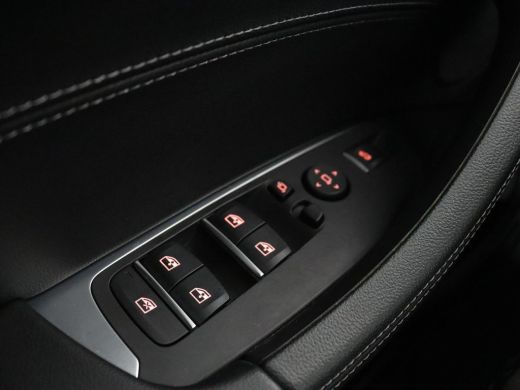 BMW X3 xDrive30e M Sport | Panoramadak | Leder | Stoelverwarming | Camera | Sportstoelen | Carplay | 20'... ActivLease financial lease