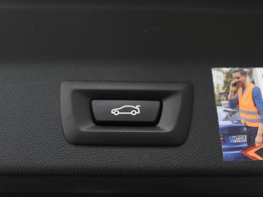 BMW X3 xDrive30e M Sport | Panoramadak | Leder | Stoelverwarming | Camera | Sportstoelen | Carplay | 20'... ActivLease financial lease