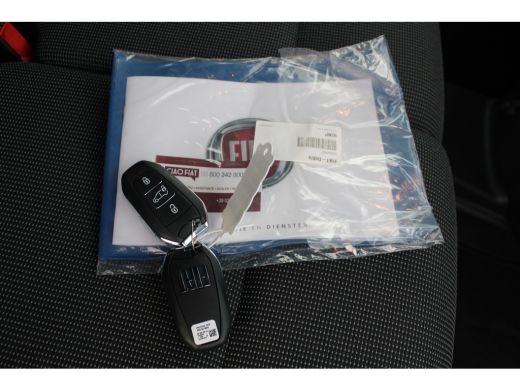 Opel Combo-e 50 kWh 3-ZITS | DRAADLOOS CARPLAY | NAVI 10" | RIJKLAARPRIJS!! ActivLease financial lease