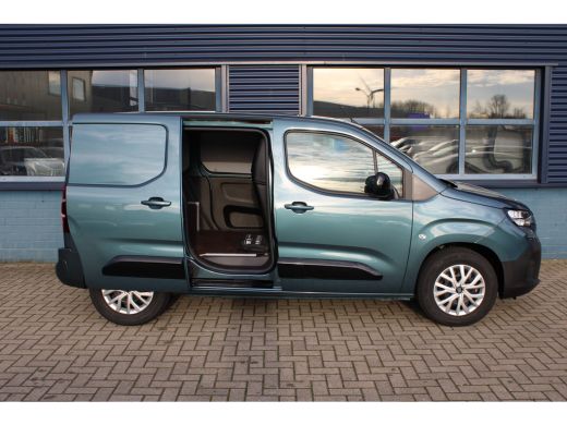 Opel Combo-e 50 kWh 3-ZITS | DRAADLOOS CARPLAY | NAVI 10" | RIJKLAARPRIJS!! ActivLease financial lease