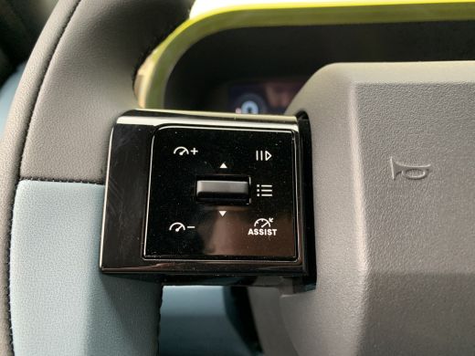 Fiat Grande Panda 1.2 Hybrid La Prima Airco | Camera | Cruise Contol | DAB | LED | LMV 17" | Navi | PDC V&A | ActivLease financial lease