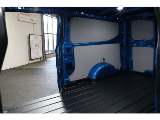 Ford E-Transit Custom 340 L2 H1 Limited 65 kWh 218pk 2x schuifdeur Led 360 Camera B&O ActivLease financial lease