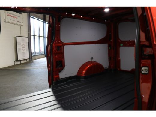 Ford E-Transit Custom 340 L2 H1 Limited 65 kWh 218pk 2x schuifdeur Led 360 Camera B&O ActivLease financial lease