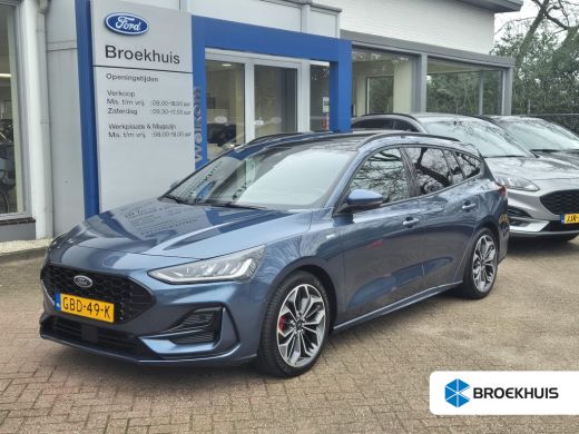 Ford Focus 1.0 EcoBoost Hybrid ST Line X 125pk | Winter Pack | Driver Ass. Pack | Pano | 18' Inch | Elekt. a...