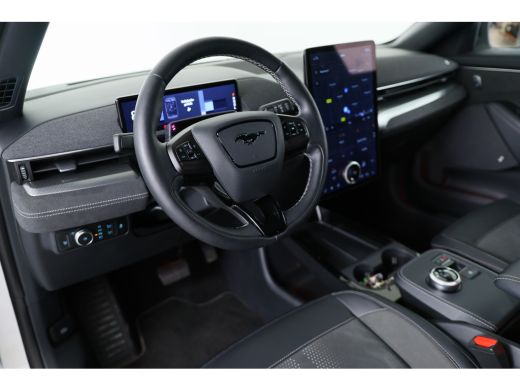 Ford Mustang Mach-E Mach-E GT AWD | Panorama Dak | B&O | Winter pack | Memory Zetels | Clima | Camera | Cruise Adapti... ActivLease financial lease
