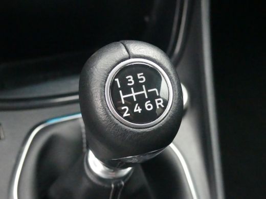 Ford Puma 1.0 EcoBoost Hybrid 125PK Titanium X | MASSAGE STOELEN | NAVI | PARKEERSENSOREN | 18" LMV | ActivLease financial lease