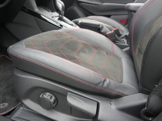 Ford Puma 1.0 EcoBoost Hybrid Automaat ST-Line X | Panoramadak | Winterpack | Adaptive Cruise | BLIS | 19 I... ActivLease financial lease