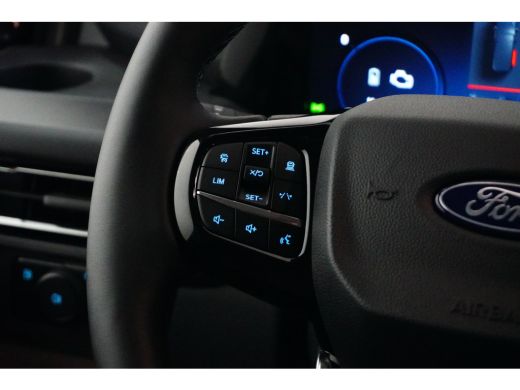 Ford Tourneo Custom Custom Plug-in Hybrid 233PK 340 L1 Titanium 8 Persoons | 360 Camera | Adaptive Cruise | BLIS | St... ActivLease financial lease