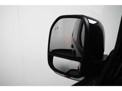 Ford Tourneo Custom Custom Plug-in Hybrid 233PK 340 L1 Titanium 8 Persoons | 360 Camera | Adaptive Cruise | BLIS | St... ActivLease financial lease