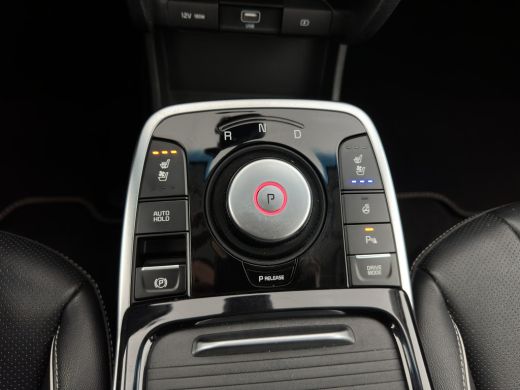 Kia e-Niro ExecutiveLine 64 kWh (3-Fase) {SOH-100%) (INCL-BTW)  Aut *HEATPUMP | LUXURY-LEATHER | FULL-LED | ... ActivLease financial lease