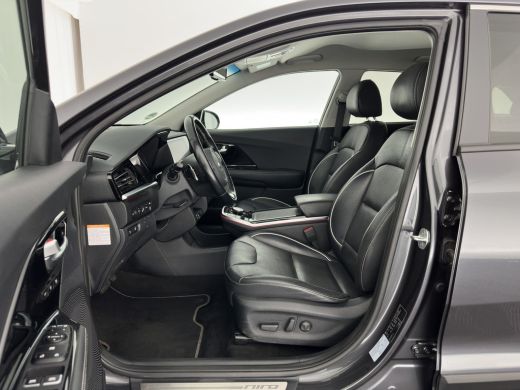 Kia e-Niro ExecutiveLine 64 kWh (3-Fase) {SOH-100%) (INCL-BTW)  Aut *HEATPUMP | LUXURY-LEATHER | FULL-LED | ... ActivLease financial lease