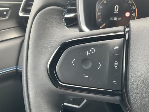 Lynk & Co 01 1.5 PHEV 262PK Black optic Adapt.Cruise 360&deg; Cam Carplay Plug-in Stoelverw Vol opties! ActivLease financial lease