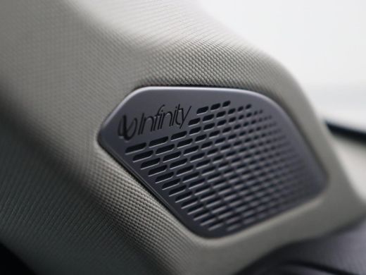 Lynk & Co 01 1.5 Plug In | Panoramadak | Infinity by Harman | Camera | Adaptive cruise | Stoelverwarming | Car... ActivLease financial lease