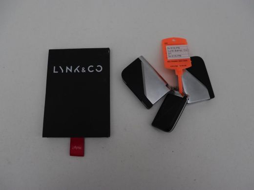 Lynk & Co 01 1.5 Plug In | Panoramadak | Infinity by Harman | Camera | Adaptive cruise | Stoelverwarming | Car... ActivLease financial lease