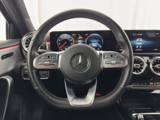 Mercedes-Benz A-Klasse 160 AMG-Sportpack Business-Solution (INCL-BTW) *WIDESCREEN-DIGI-COCKPIT | FULL-LED | LEATHER-MICR... ActivLease financial lease