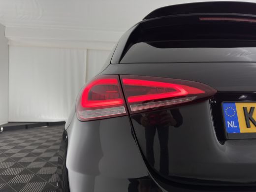 Mercedes-Benz A-Klasse 160 AMG-Sportpack Business-Solution (INCL-BTW) *WIDESCREEN-DIGI-COCKPIT | FULL-LED | LEATHER-MICR... ActivLease financial lease