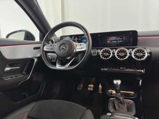 Mercedes-Benz A-Klasse 160 AMG-Sportpack Business-Solution (INCL-BTW) *WIDESCREEN-DIGI-COCKPIT | FULL-LED | LEATHER-MICR... ActivLease financial lease