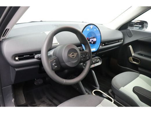 Mini Aceman SE / Essential / LED / Parking Assistant / 18" Night Flash Spoke Grey ActivLease financial lease