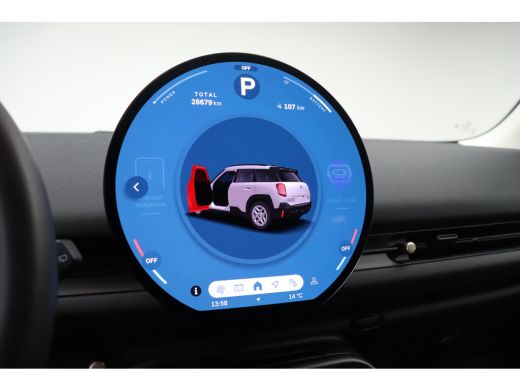 Mini Aceman SE / Essential / LED / Parking Assistant / 18" Night Flash Spoke Grey ActivLease financial lease