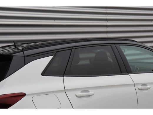 Opel Grandland 1.6 TURBO PLUG-IN HYBRID 300PK 4X4 GSE / NAVI / LEDER / CLIMA / LED / PDC / 20" LMV / CAMERA / AF... ActivLease financial lease
