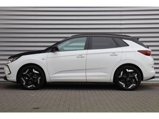 Opel Grandland 1.6 TURBO PLUG-IN HYBRID 300PK 4X4 GSE / NAVI / LEDER / CLIMA / LED / PDC / 20" LMV / CAMERA / AF... ActivLease financial lease