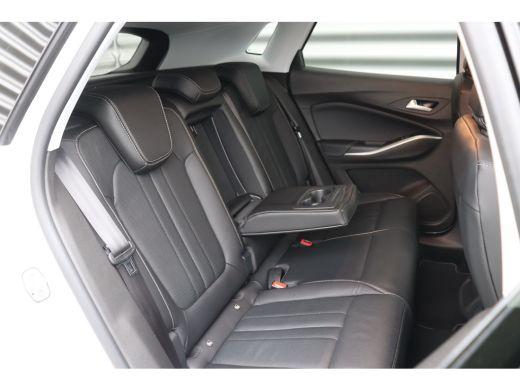 Opel Grandland 1.6 TURBO PLUG-IN HYBRID 300PK 4X4 GSE / NAVI / LEDER / CLIMA / LED / PDC / 20" LMV / CAMERA / AF... ActivLease financial lease