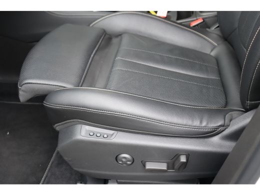 Opel Grandland 1.6 TURBO PLUG-IN HYBRID 300PK 4X4 GSE / NAVI / LEDER / CLIMA / LED / PDC / 20" LMV / CAMERA / AF... ActivLease financial lease