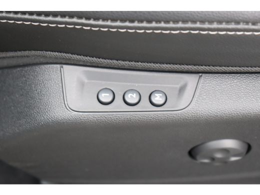 Opel Grandland 1.6 TURBO PLUG-IN HYBRID 300PK 4X4 GSE / NAVI / LEDER / CLIMA / LED / PDC / 20" LMV / CAMERA / AF... ActivLease financial lease