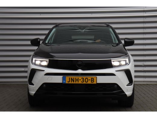 Opel Grandland 1.6 TURBO PLUG-IN HYBRID 300PK 4X4 GSE / NAVI / LEDER / CLIMA / LED / PDC / 20" LMV / CAMERA / AF... ActivLease financial lease