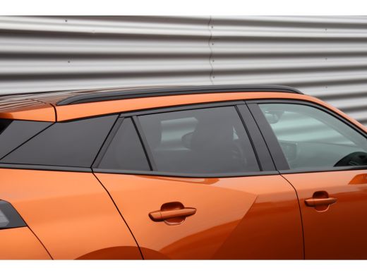 Peugeot 2008 1.2 PURETECH 130PK ALLURE PACK AUTOMAAT / NAVI / LEDER / CLIMA / LED / PDC / 17" LMV / CAMERA / K... ActivLease financial lease