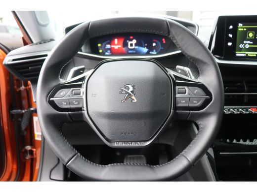 Peugeot 2008 1.2 PURETECH 130PK ALLURE PACK AUTOMAAT / NAVI / LEDER / CLIMA / LED / PDC / 17" LMV / CAMERA / K... ActivLease financial lease