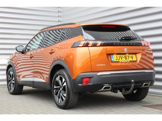 Peugeot 2008 1.2 PURETECH 130PK ALLURE PACK AUTOMAAT / NAVI / LEDER / CLIMA / LED / PDC / 17" LMV / CAMERA / K... ActivLease financial lease