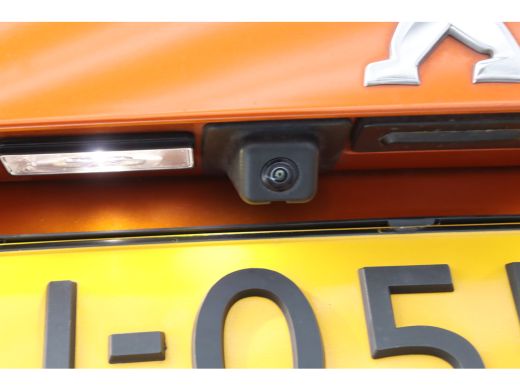 Peugeot 2008 1.2 PURETECH 155PK GT PACK AUTOMAAT / NAVI / LEDER / CLIMA / PDC / 18" LMV / CAMERA / ALCANTARA /... ActivLease financial lease