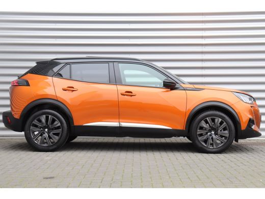 Peugeot 2008 1.2 PURETECH 155PK GT PACK AUTOMAAT / NAVI / LEDER / CLIMA / PDC / 18" LMV / CAMERA / ALCANTARA /... ActivLease financial lease