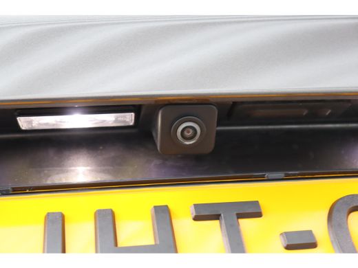 Peugeot 3008 1.2 PURETECH 130PK GT PACK AUTOMAAT / NAVI / LEDER / CLIMA / PDC / 19" LMV / CAMERA / BLACK PACK ... ActivLease financial lease