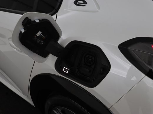 Peugeot e-208 EV Allure 50 kWh | Camera | Carplay | Half leder | Keyless | Navigatie | Full LED | Parkeerhulp |... ActivLease financial lease