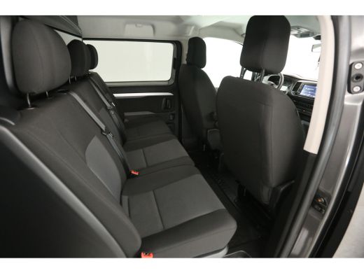 Peugeot Expert 2.0 BlueHDI L3H1 | DC | HUD | Airco | Carplay | Cruise | 360 Camera | Trekh. | 2xSchuifdeur ActivLease financial lease