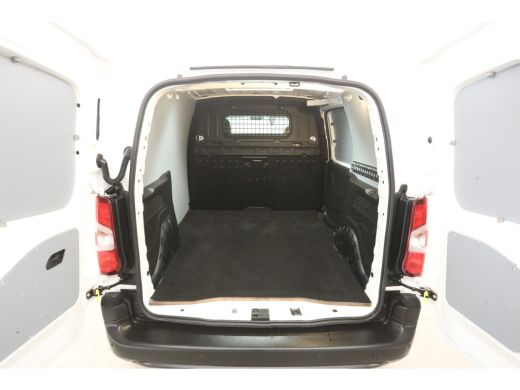 Peugeot Partner 1.5 BlueHDI | Airco | Cruise | Carplay | Parkeersens. | Elektrpakket ActivLease financial lease