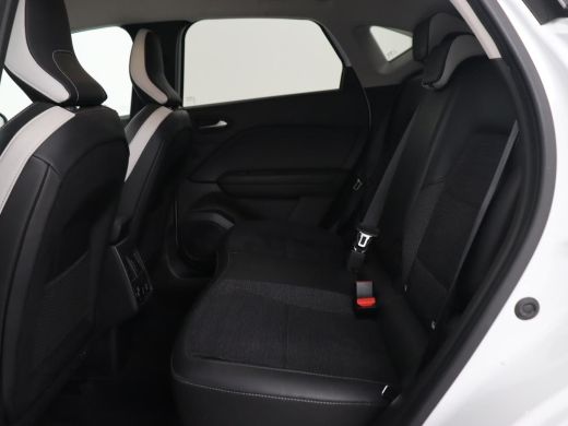 Renault Captur 1.0 TCe Edition One | Trekhaak | 360 Camera | Carplay | Keyless | Navigatie | Half leder | Park A... ActivLease financial lease