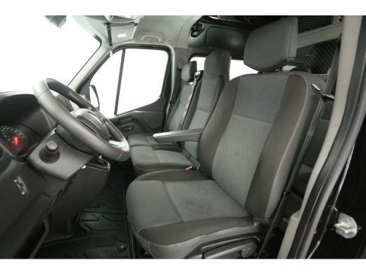 Renault Master T35 2.3 dCi 7-Zits L2H2 | DC | Airco | Camera | Carplay | Parkeersens. | Elektrpakket ActivLease financial lease