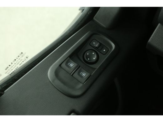 Renault Master T35 2.3 dCi 7-Zits L2H2 | DC | Airco | Camera | Carplay | Parkeersens. | Elektrpakket ActivLease financial lease