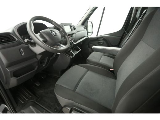 Renault Master T35 2.3 dCi 7-Zits L2H2 | DC | Airco | Camera | Carplay | Parkeersens. | Elektrpakket ActivLease financial lease