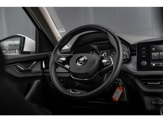 Skoda Kamiq 1.0 TSI Ambition | Airco | Apple Carplay/Android Auto|telefoonintegratie premium | Cruise control ActivLease financial lease