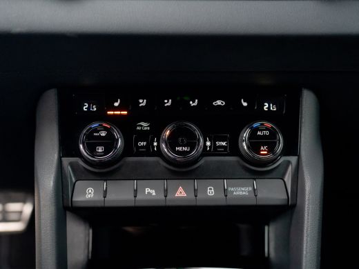 Skoda Karoq 1.5 TSI ACT Sportline Business | Camera | 19'' | Adapt. Cr. | Elk. A-klep | Keyless | Stoel & Stu... ActivLease financial lease