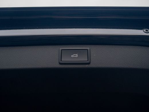 Skoda Karoq 1.5 TSI ACT Sportline Business | Camera | 19'' | Adapt. Cr. | Elk. A-klep | Keyless | Stoel & Stu... ActivLease financial lease