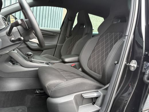 Skoda Karoq 1.5 TSI ACT Sportline Business | Camera | 19'' | Adapt. Cr. | Elk. A-klep | Keyless | Stoel & Stu... ActivLease financial lease