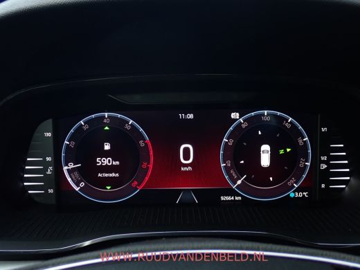 Skoda Octavia Combi Business Edition Plus CARPLAY/NAVIGATIE/KEYLESS ActivLease financial lease