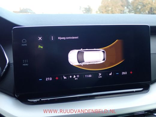 Skoda Octavia Combi Business Edition Plus CARPLAY/NAVIGATIE/KEYLESS ActivLease financial lease