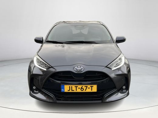 Toyota Yaris 1.5 Hybrid 115 Dynamic | Stoel- + stuurverwarming | Parkeersensoren | Carplay | Licht metalen vel... ActivLease financial lease